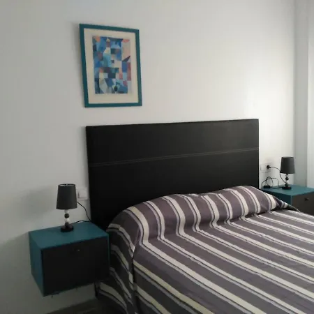 Cris Sol Poolside Apartment *